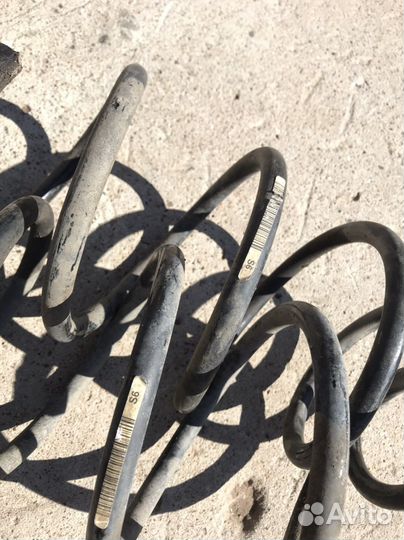 Пружины BMW X-3, e83 перед