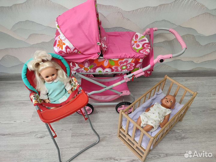 Коляска для кукол, стульчик для кормления