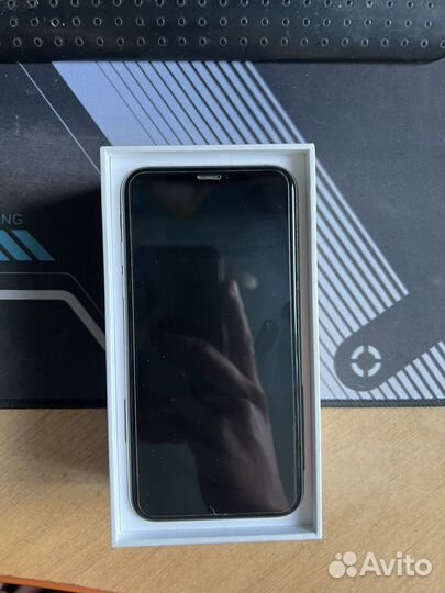 iPhone X, 64 ГБ