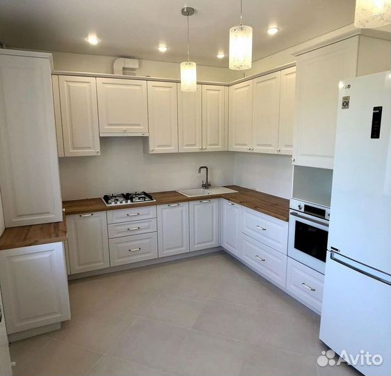 Кухни на заказ под ключ Хайтек