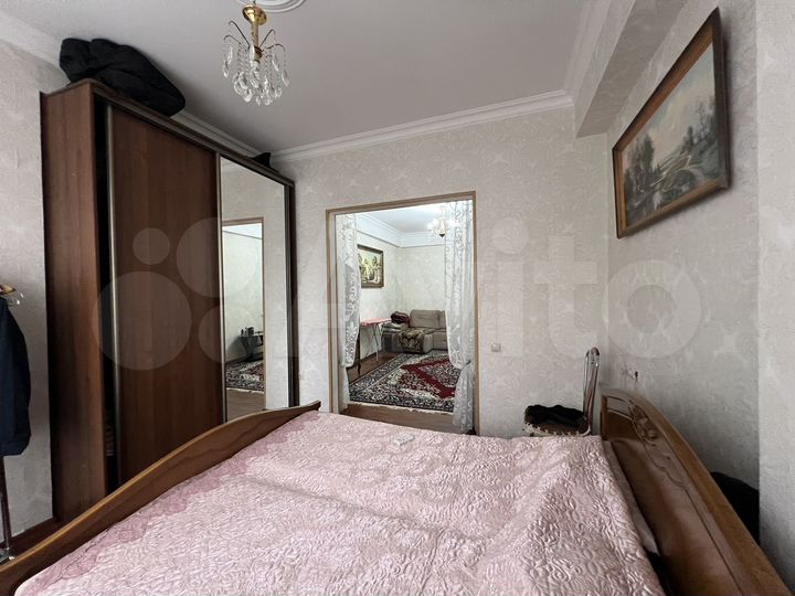 2-к. квартира, 60 м², 6/10 эт.