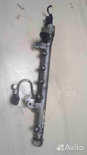 Рампа топливная Skoda Fabia, 2013