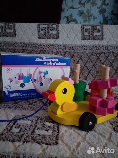 Каталка-конструктор утенок 3+
