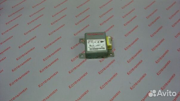 Nissan 28556-2F400 Блок управления Airbag