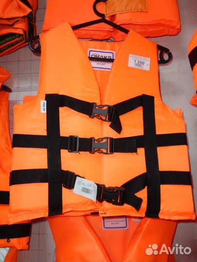 Спасательный-страховочный жилет