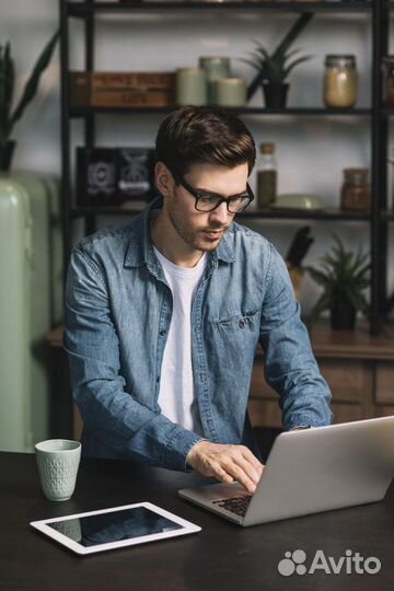 Менеджер по продажам и работе с клиентами