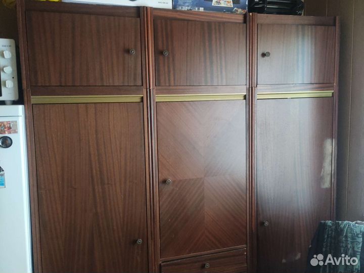 Шкаф для одежды