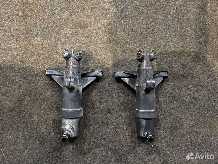 Форсунка омывателя фар BMW 5 e60/61