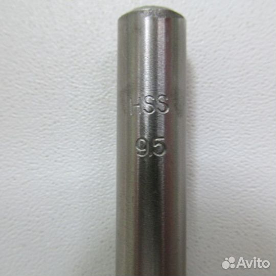 Резцы токарные,сверла 9,5 мм,зенкеры 12 мм,ссср