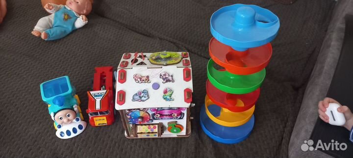 Детские развивающие игрушки