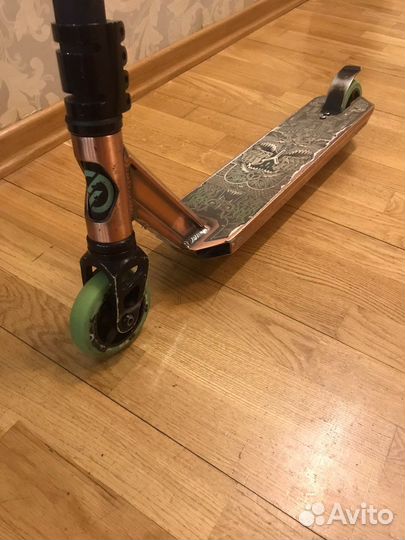 Самокат трюковой