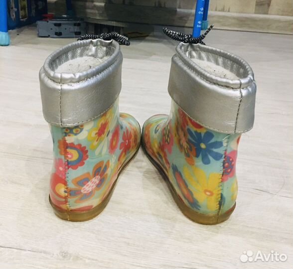 Резиновые сапоги