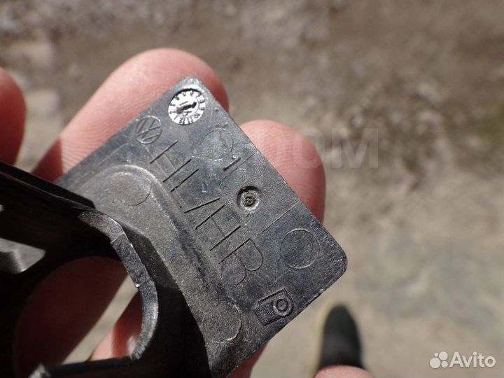 Пассат цц Крепление датчика парковки Passat cc