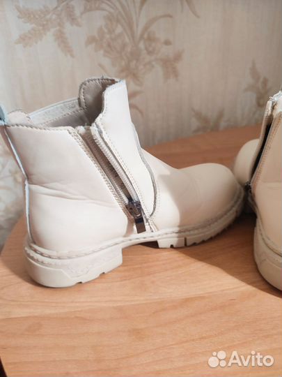 Ботинки демисезонные для девочки 30 размер