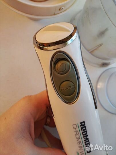 Блендер Redmond RHB-2907