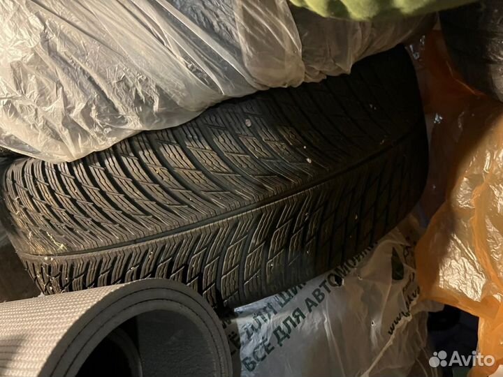 Michelin Pilot Alpin 5 SUV 265/55 R19