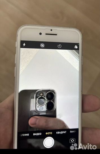 iPhone 8, 64 ГБ