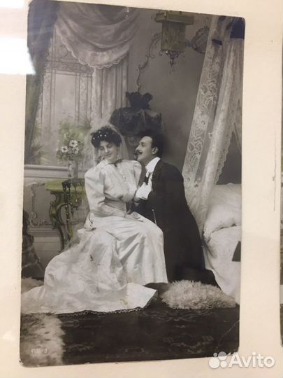 Старинная рама с антикварными открытками