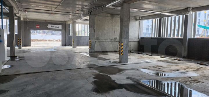 Машиноместо, 13 м²