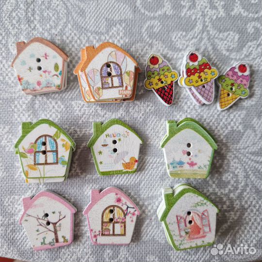 Пуговицы деревянные декоративные очень много