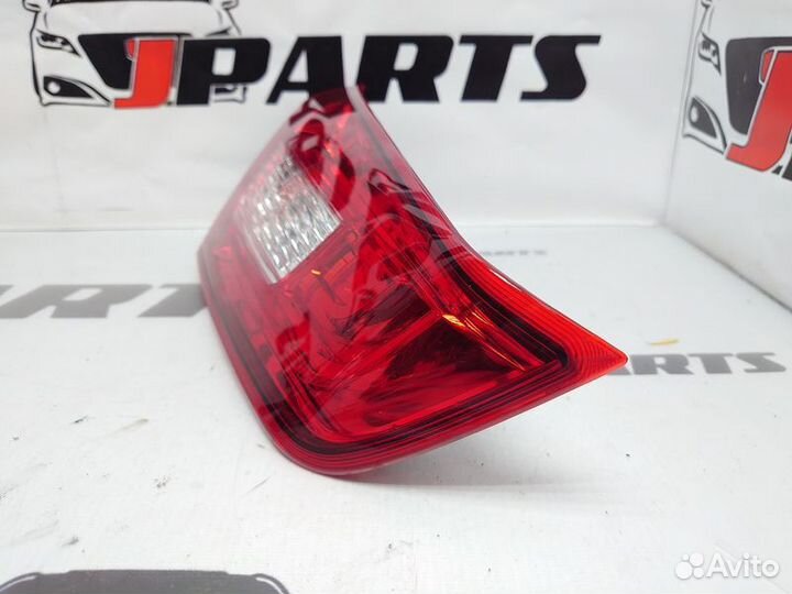 Фонарь задний внутренний Mitsubishi ASX I (2010—20