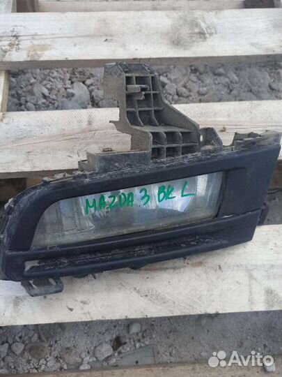 Фара противотуманная левая Mazda 3 BK