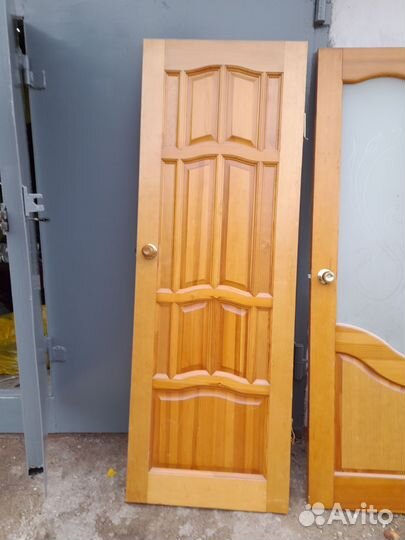 Межкомнатные двери бу 70 см и 60 см