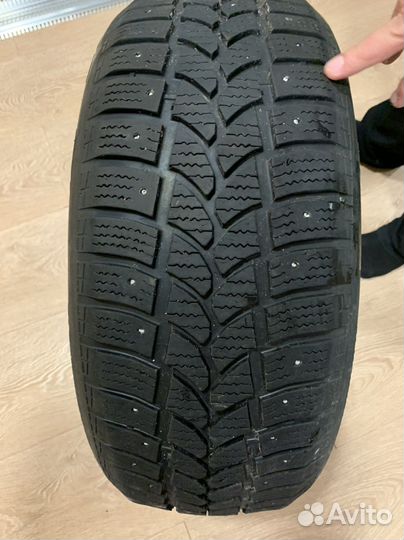 Tigar Sigura Stud 215/55 R17