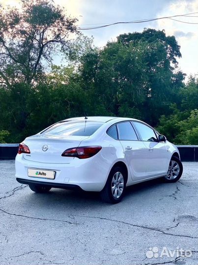 Opel Astra 1.6 МТ, 2015, 124 500 км