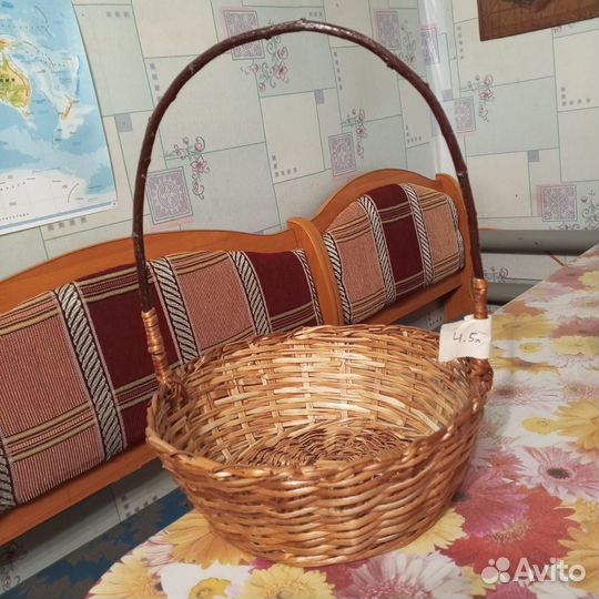 Корзина плетеная