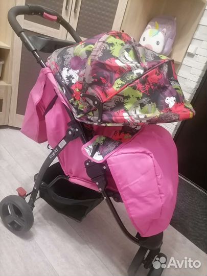 Прогулочная коляска