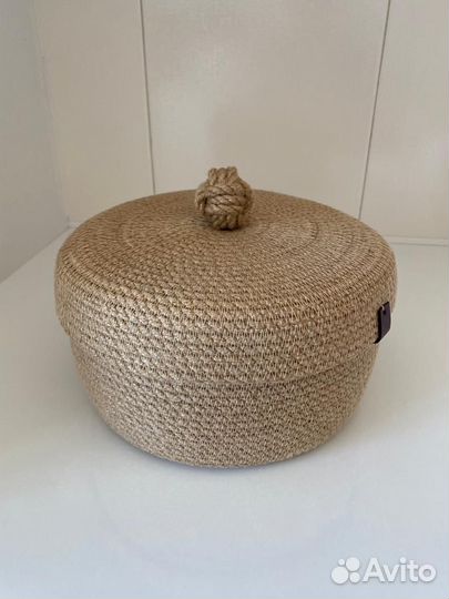 Джутовая корзинка с крышкой