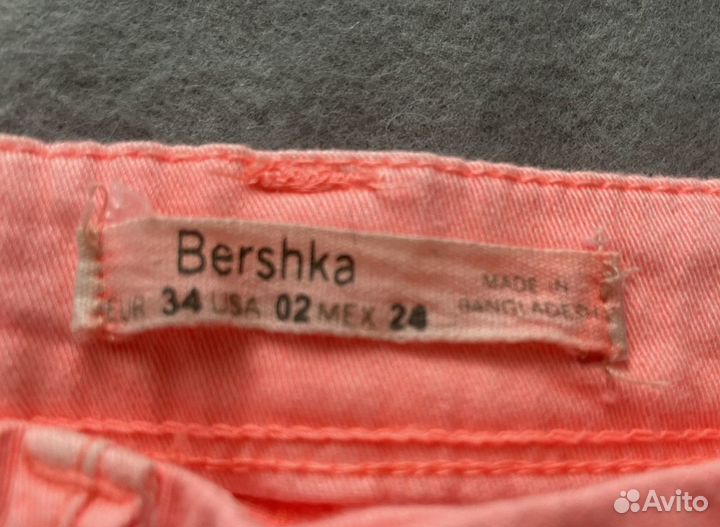 Шорты Bershka 40