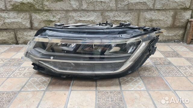 Фара левая Volkswagen Tiguan 2