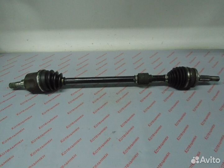 Nissan 39100-9F615 Вал приводной правый