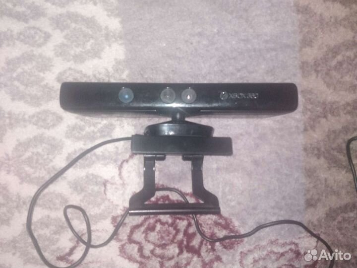 Microsoft Kinect Xbox 360 + подставка на телевизор