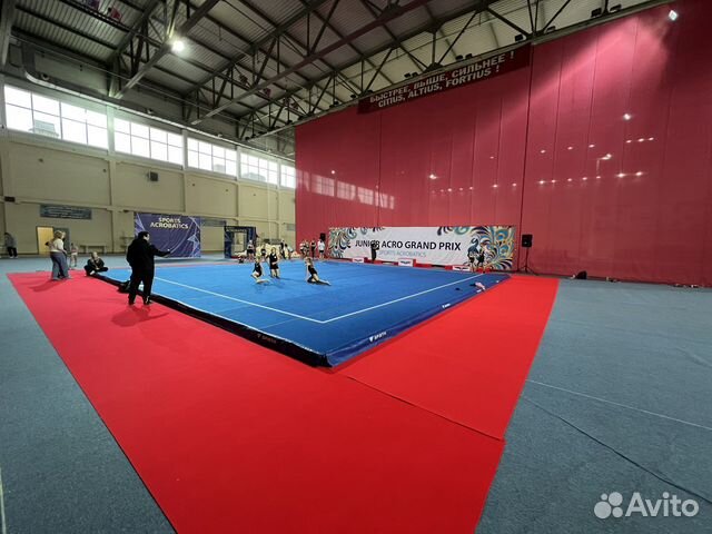 Разделительные шторы, занавес