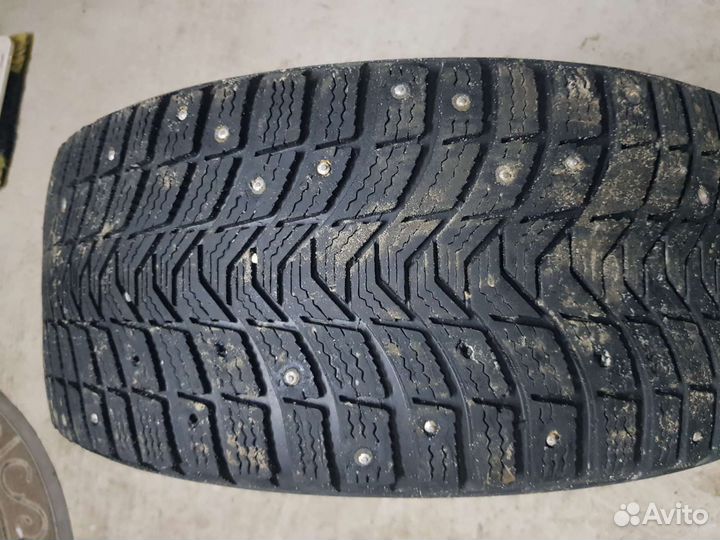 Michelin X-Ice North 3 2.25/4.5 R18