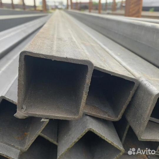 Профильная труба квадратная 60x60 (2 мм.) 6 метров