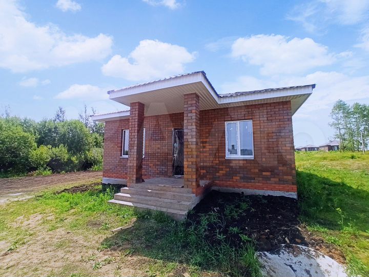 Коттедж 90 м² на участке 6 сот.