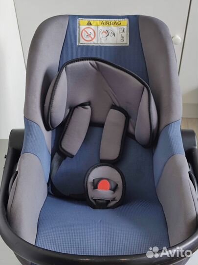 Автомобильное кресло-переноска