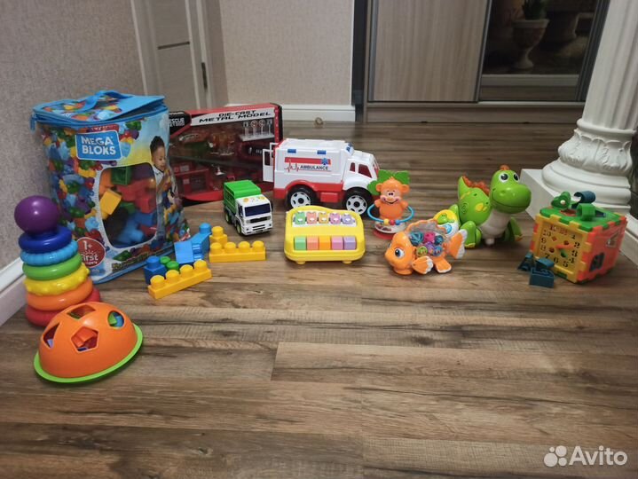 Развивающие, музыкальные, инерционные игрушки