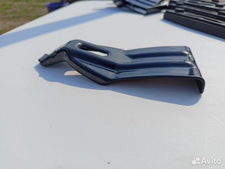 Скобы крепления inno K493 Toyota C-HR