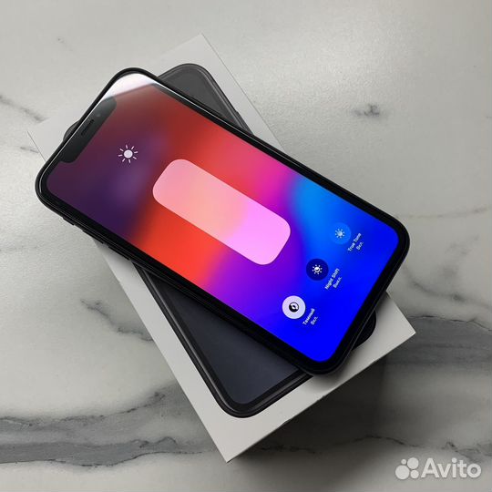 iPhone Xr, 64 ГБ