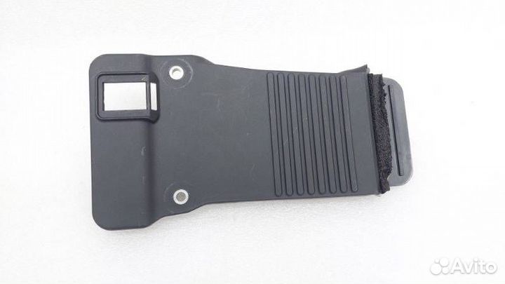 Крышка аккумулятора Volvo XC90 2 2016 31479622