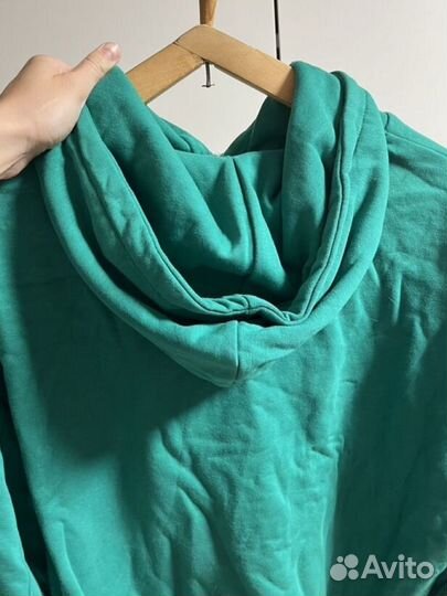 Худи зеленого цвета