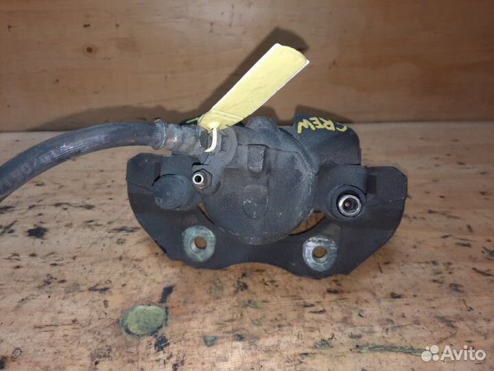 Суппорт передний левый Mazda Premacy crew lfde