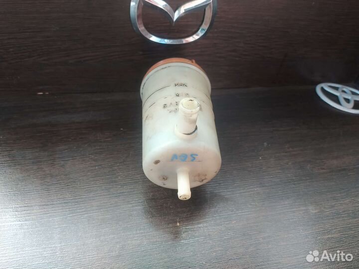 Бачок гур Suzuki Grand Vitara I