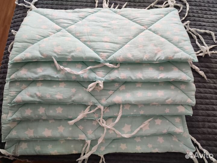 Бортики в детскую кроватку