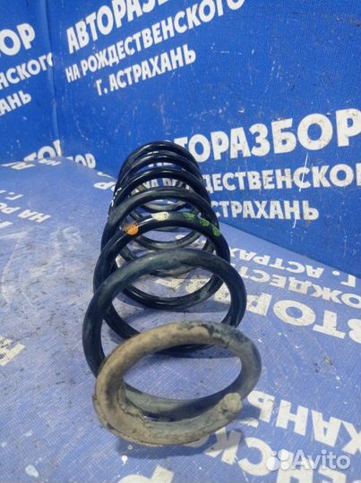 Задняя пружина Volkswagen Polo 5 седан 2015